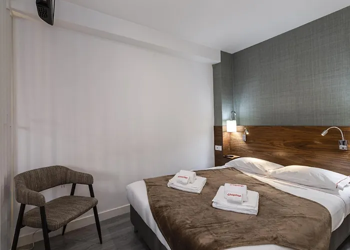 Hopstays Wine Cellars - With Terrace Apartament Porto