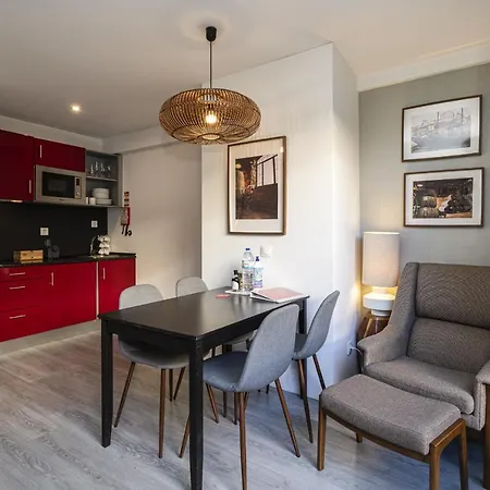 Hopstays Wine Cellars - With Terrace Apartment Porto